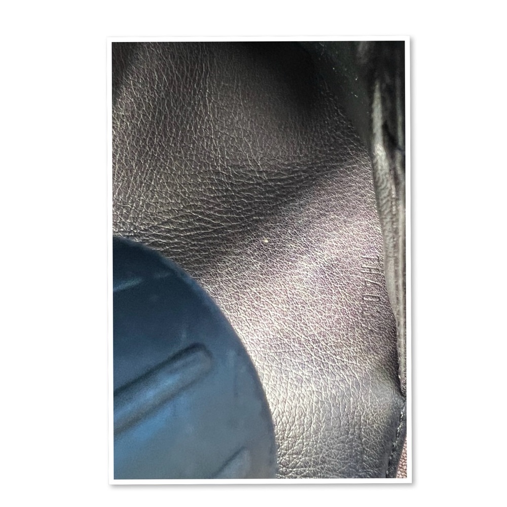 Louis Vuitton Mahina Amelia Leather Wallet - Picture 16 of 16